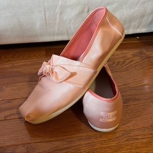 TOMS Pink Ballerina sz 11 NWOT slip on shoes